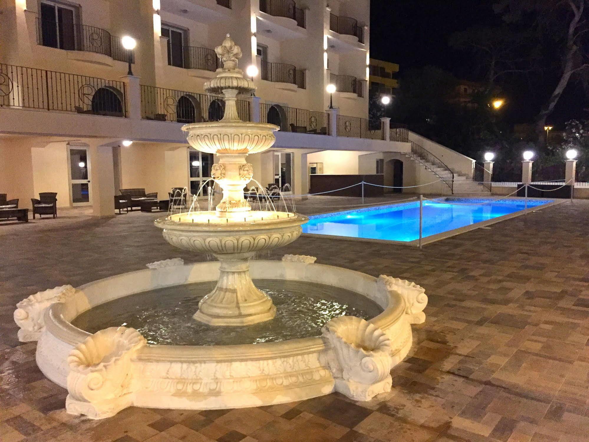 Hotel Riviera Palace Porto Empedocle Exterior photo